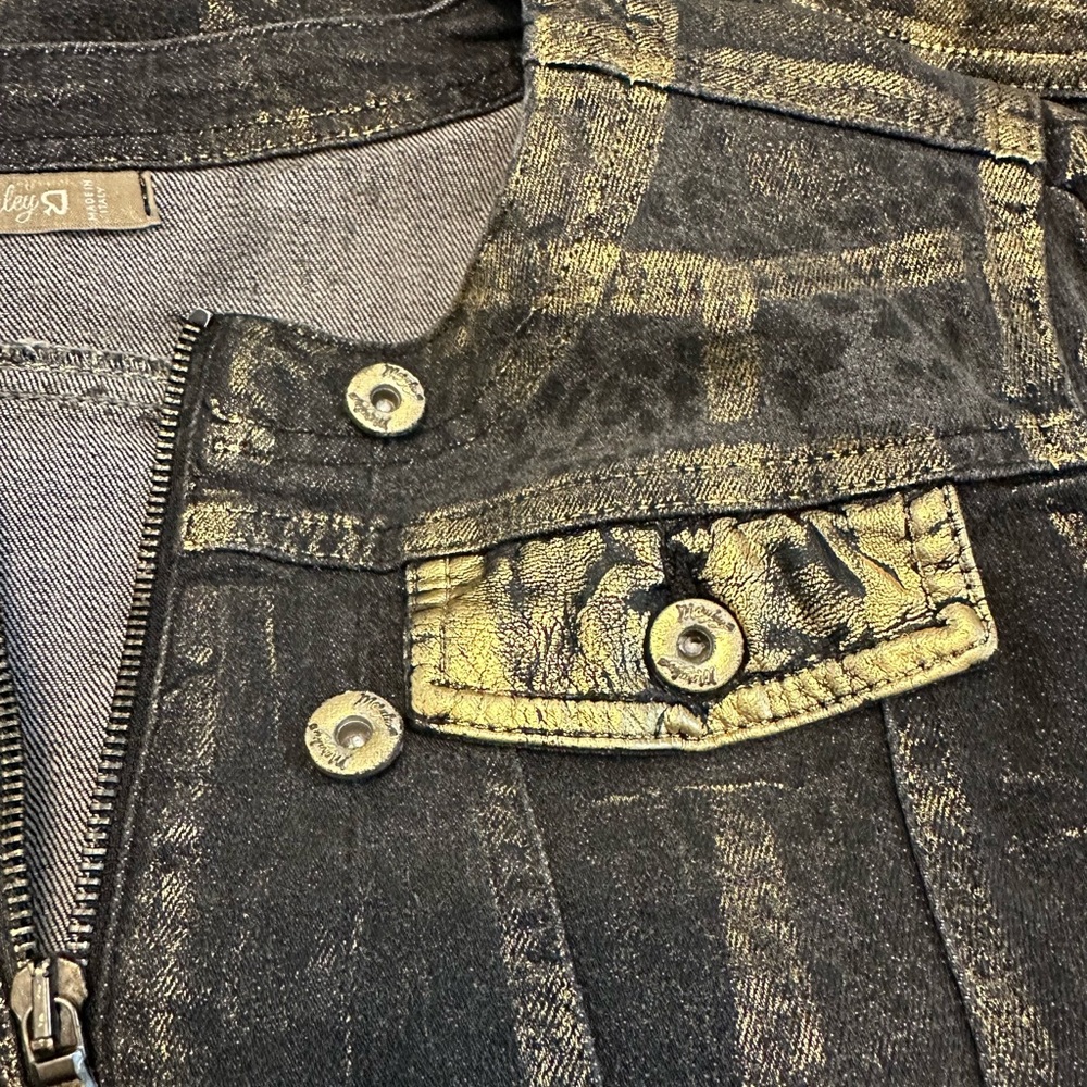 Italy! MARYLEY Jean Jacket Wow Crop Dark w/Distressed Gold Highlights Sz L